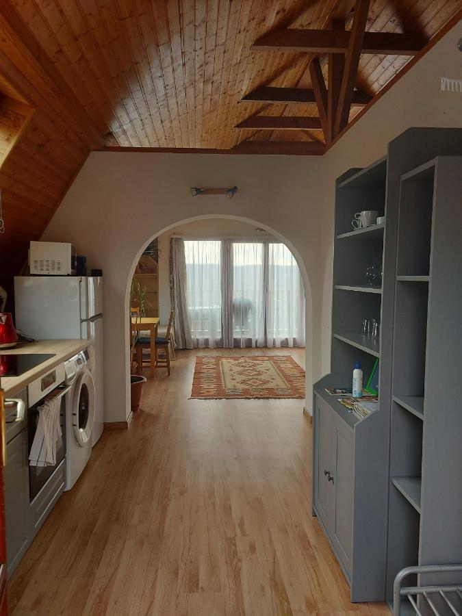 Attila-Apartman Budaoers ภายนอก รูปภาพ