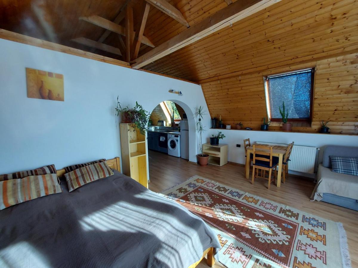 Attila-Apartman Budaoers ภายนอก รูปภาพ