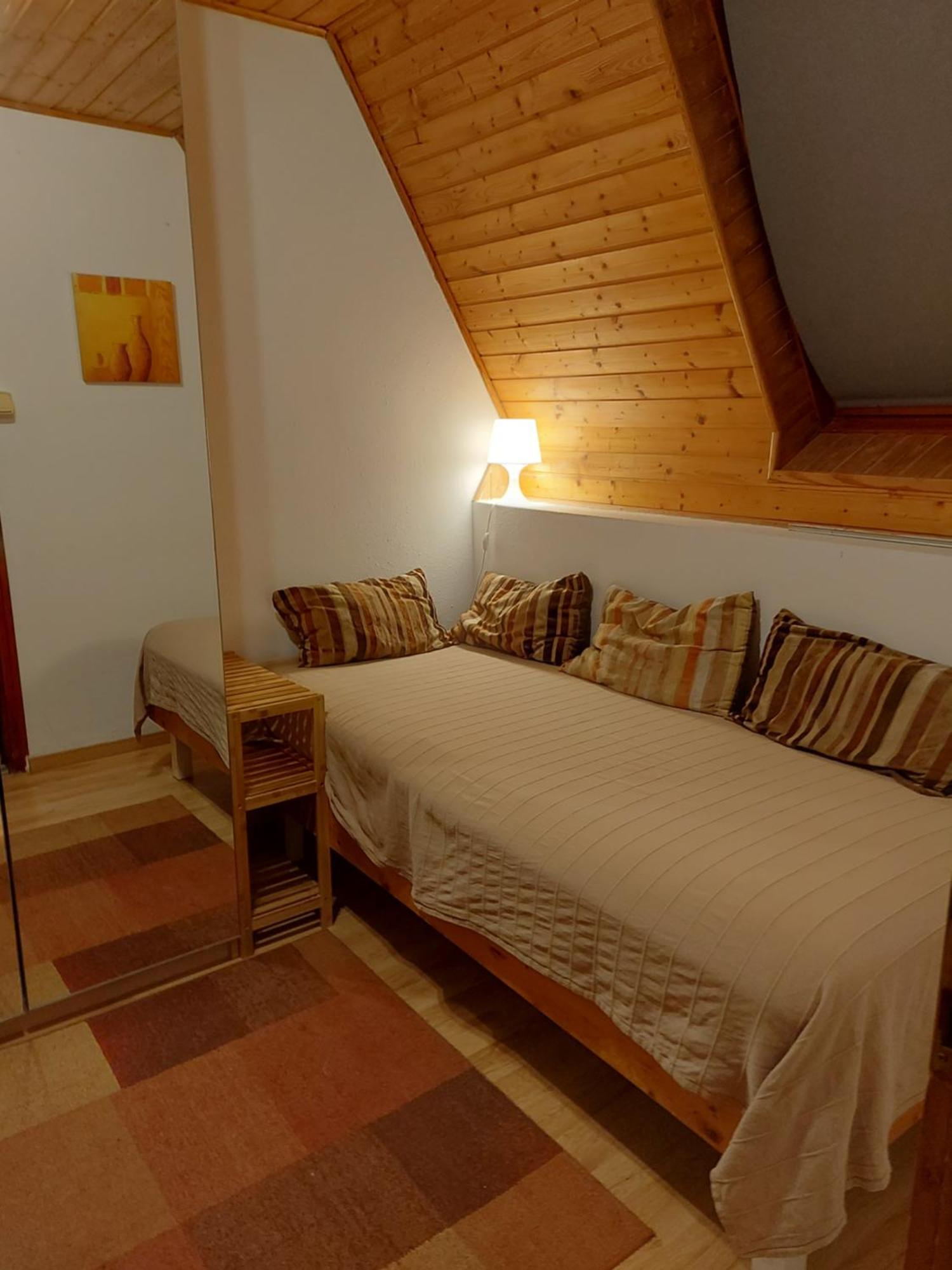 Attila-Apartman Budaoers ภายนอก รูปภาพ