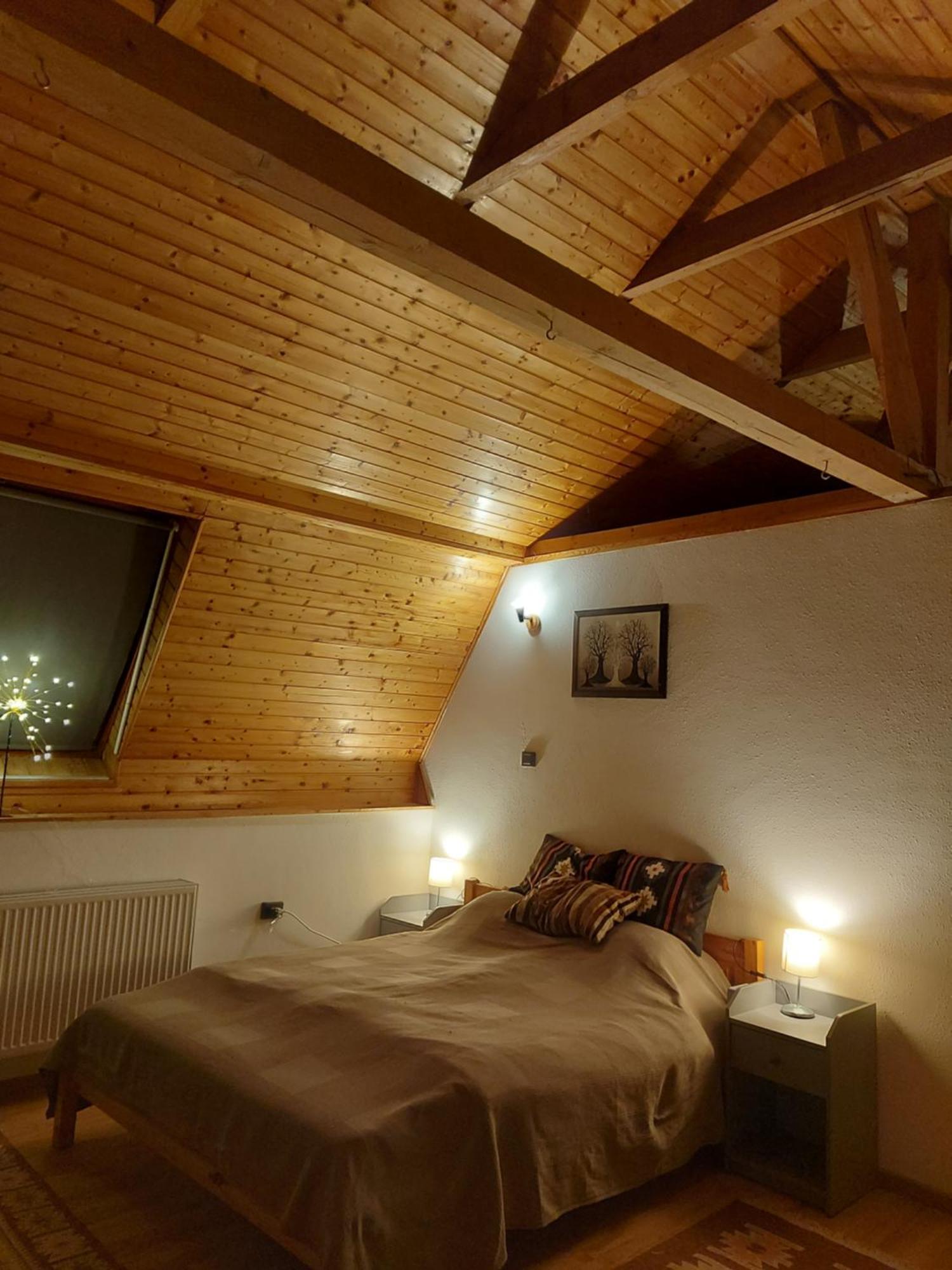 Attila-Apartman Budaoers ภายนอก รูปภาพ