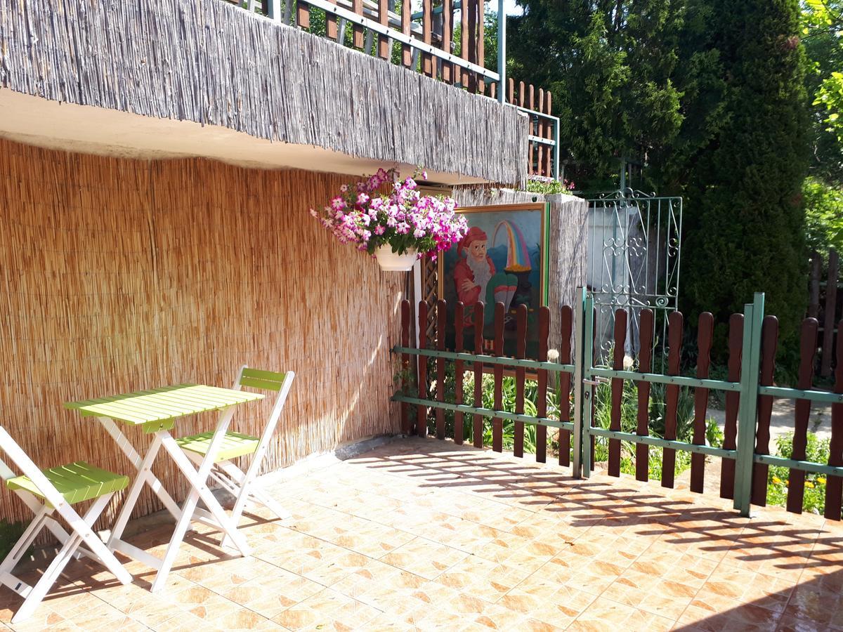 Attila-Apartman Budaoers ภายนอก รูปภาพ